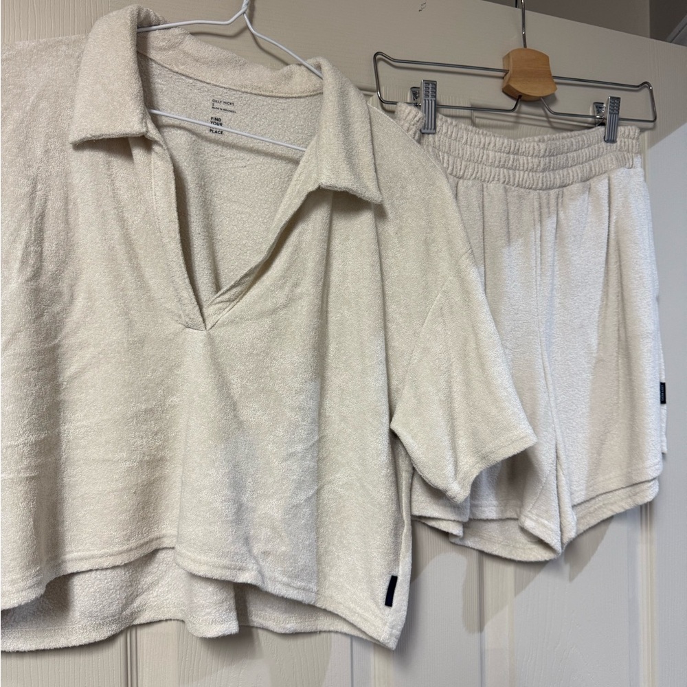 Gilly Hicks Cream Terry Cloth Top & Shorts set